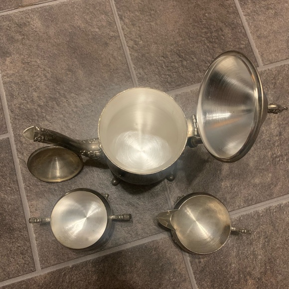 3 piece Vintage Tea Coffee Silverplated Victorian Rose Wm Rogers Creamer Sugar - Picture 5 of 11